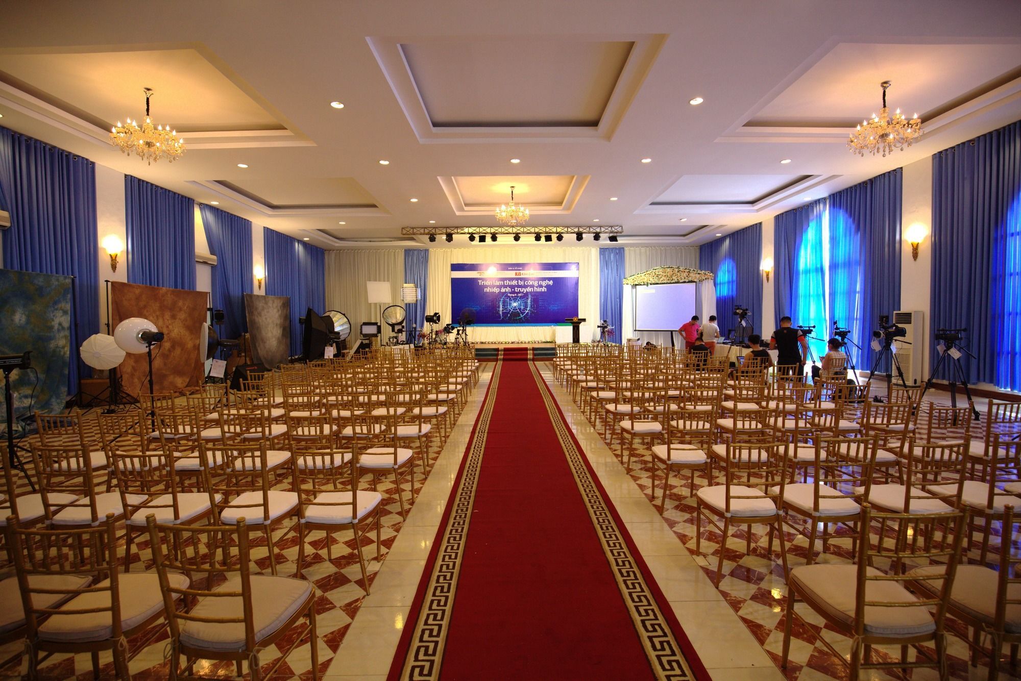 Trang An Hotel Ниньбинь Экстерьер фото
